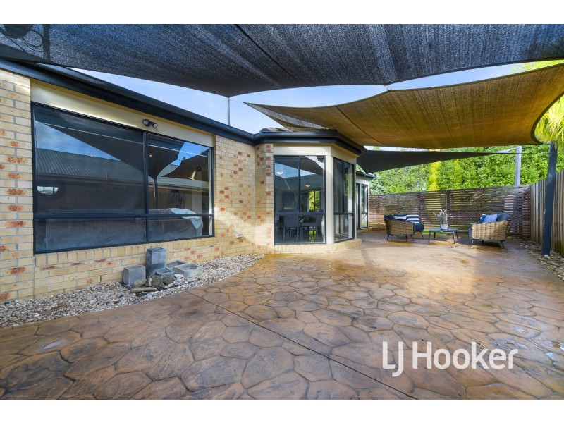 45 Grand Arch Way, Berwick VIC 3806