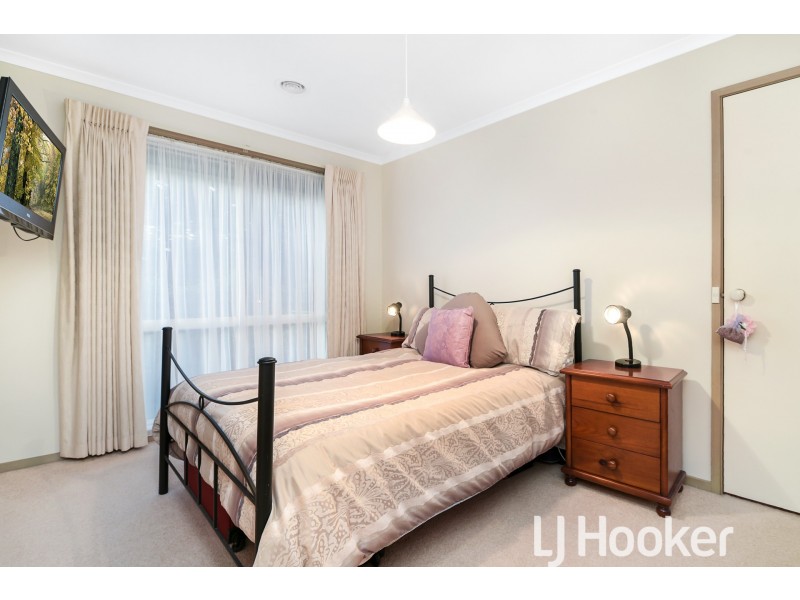 4 Exford Place, Berwick VIC 3806