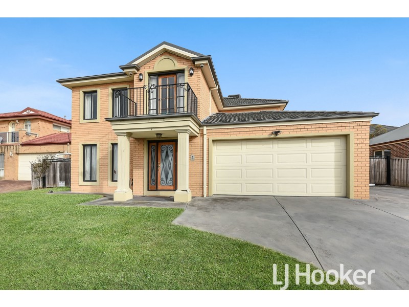 73 Berwick Springs Promenade, Narre Warren South VIC 3805