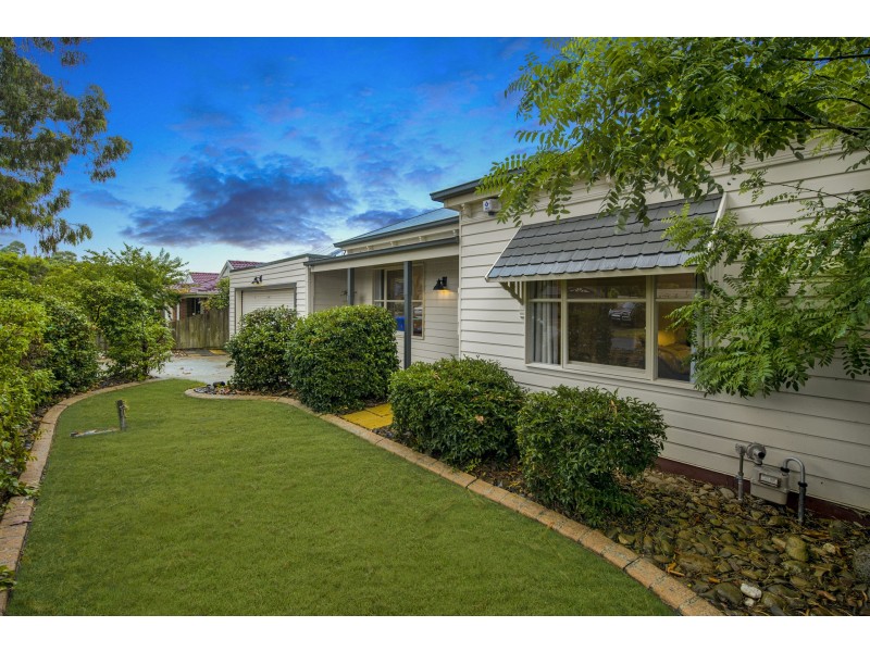 5 Oakbank Close, Berwick VIC 3806