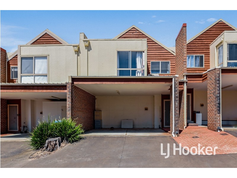 11/2-6 Jerilderie Drive, Berwick VIC 3806