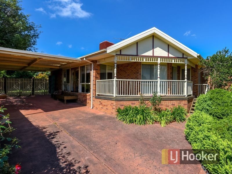 30 John Fisher Drive, Berwick VIC 3806