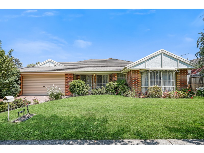 3 Edinburgh Drive, Beaconsfield VIC 3807