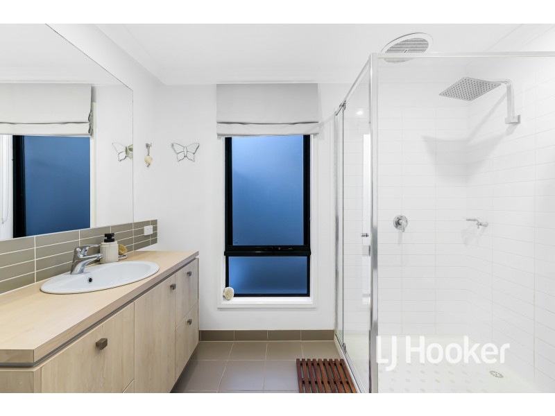 20 Whitehaven Street, Berwick VIC 3806