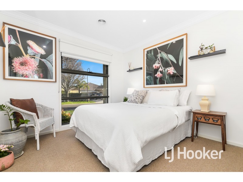 20 Whitehaven Street, Berwick VIC 3806