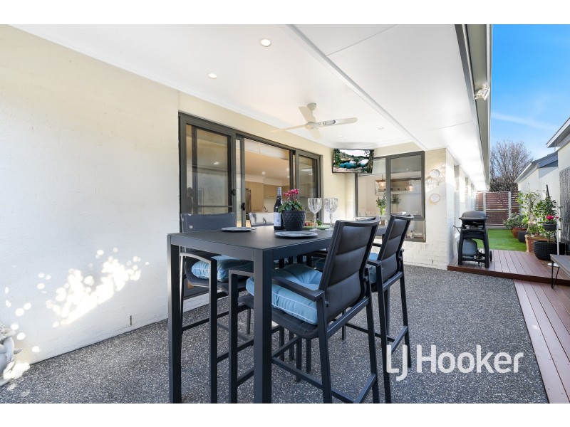 20 Whitehaven Street, Berwick VIC 3806