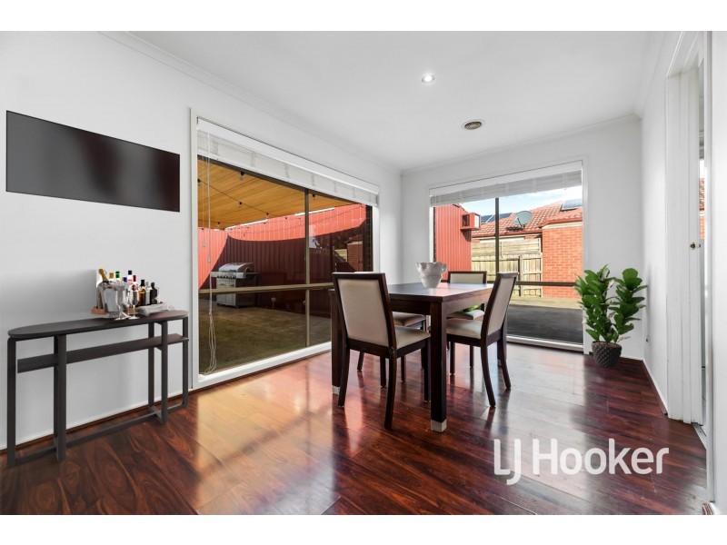 6 Eglinton Close, Berwick VIC 3806