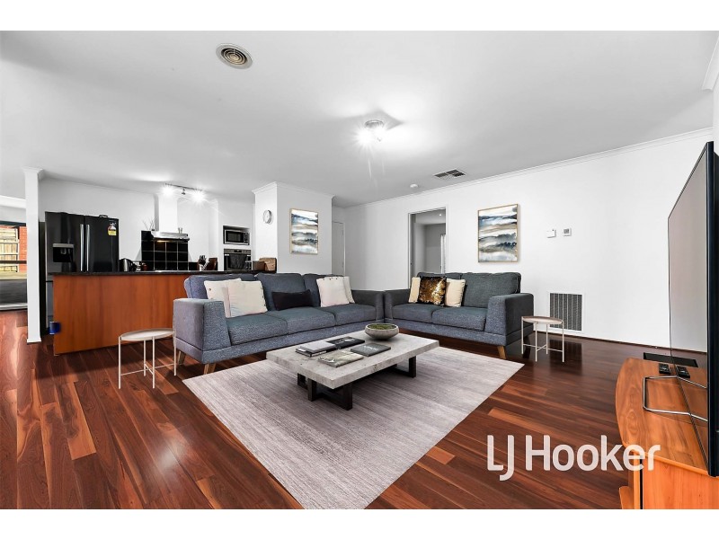 6 Eglinton Close, Berwick VIC 3806