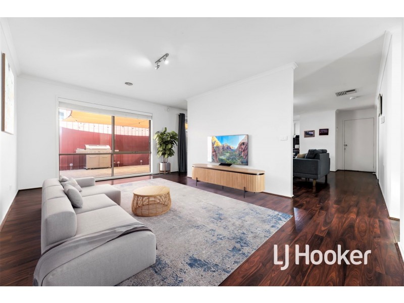 6 Eglinton Close, Berwick VIC 3806