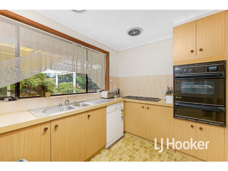 16 Hardy Court, Berwick VIC 3806