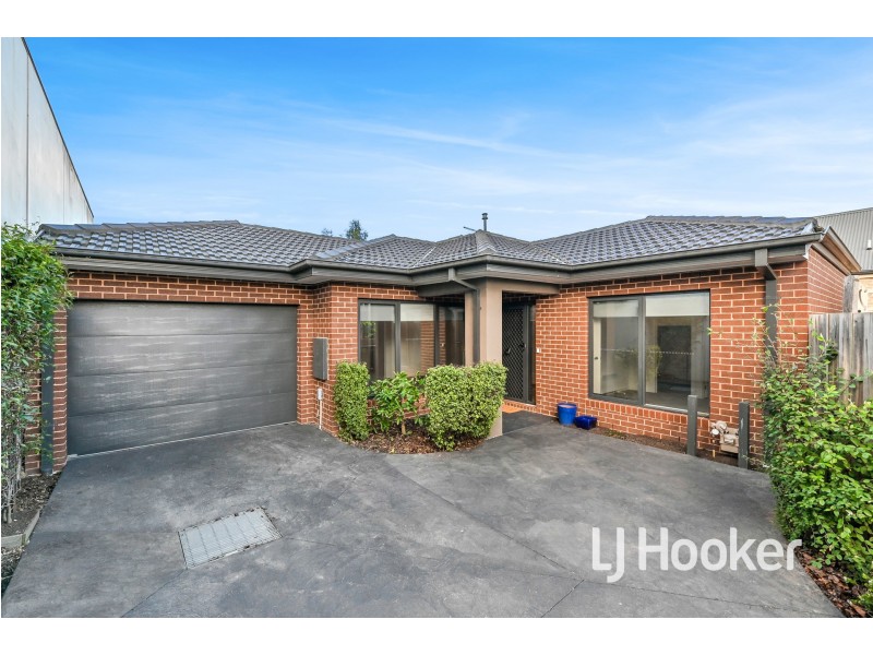 2/6 Railway Avenue, Beaconsfield VIC 3807