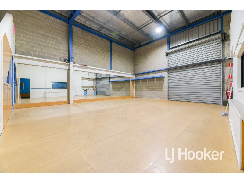 1/10-12 Intrepid Street, Berwick VIC 3806