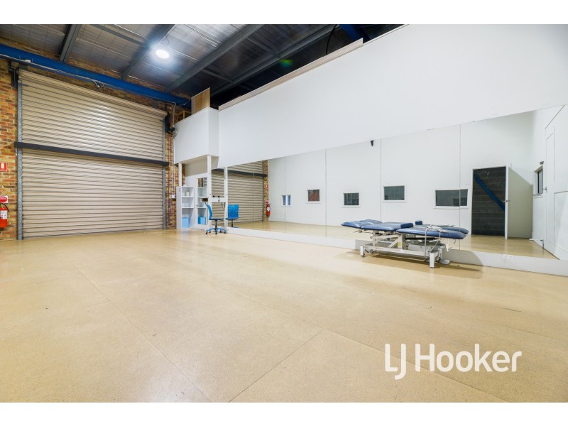 1/10-12 Intrepid Street, Berwick VIC 3806