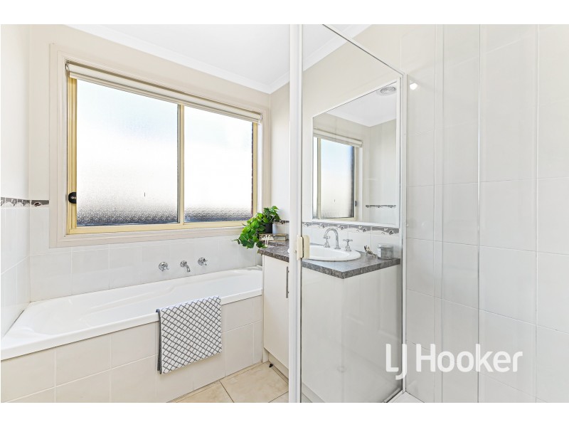40 Rundle Drive, Carrum Downs VIC 3201
