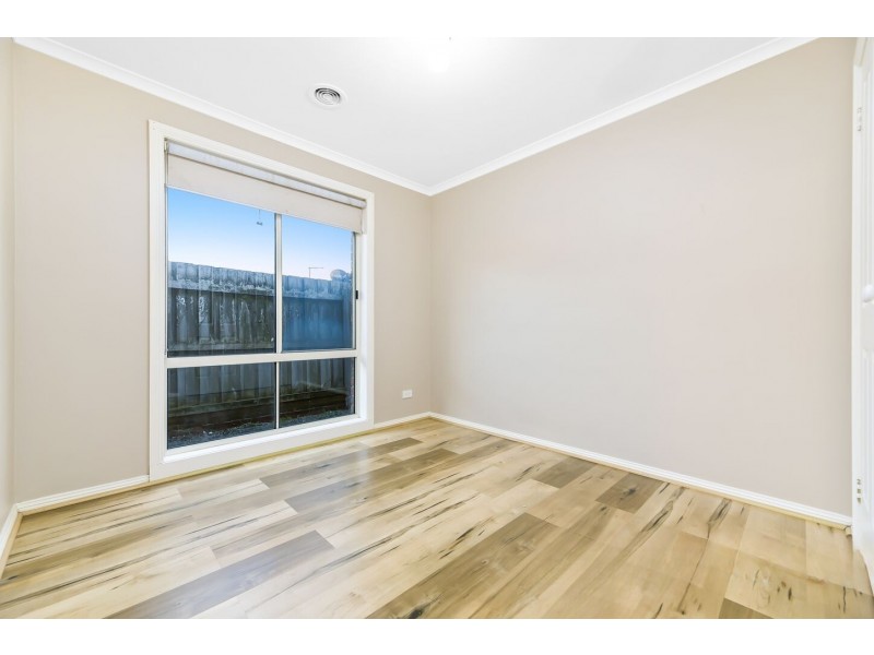 4 Kinsale View, Berwick VIC 3806