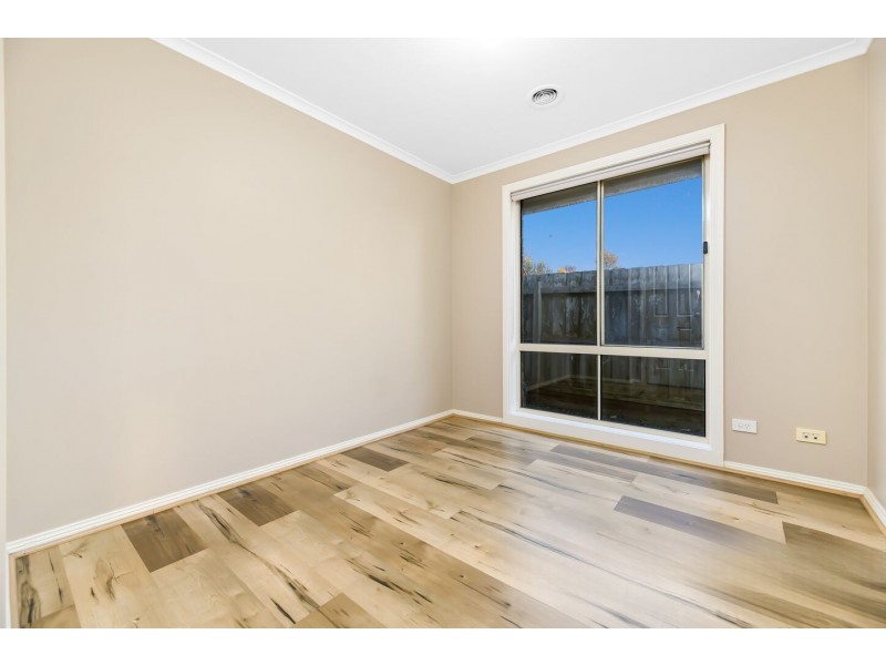 4 Kinsale View, Berwick VIC 3806