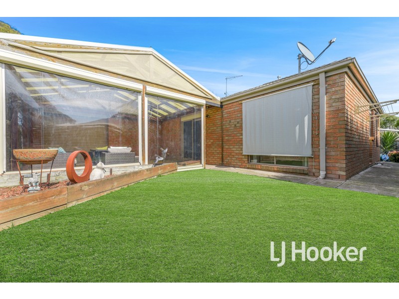 4 Oakbank Close, Berwick VIC 3806
