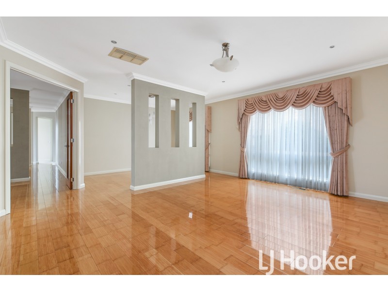 5 Fantail Way, Berwick VIC 3806