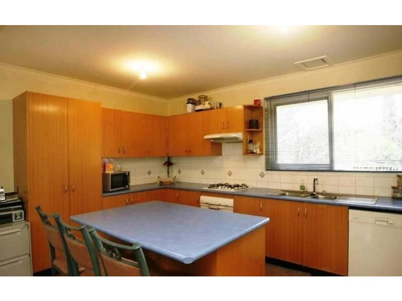 75 Lyall Road, Berwick VIC 3806