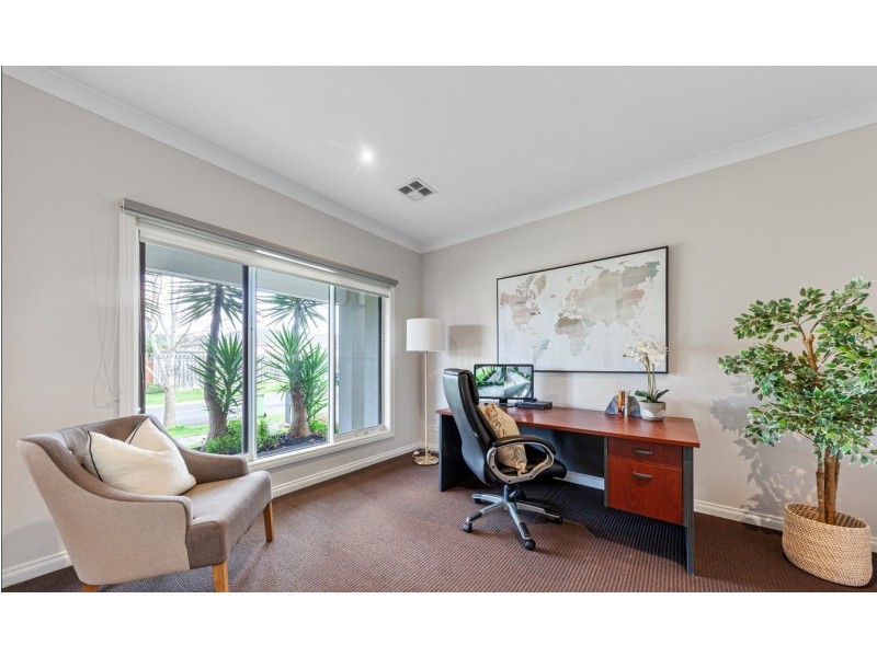 65 Thwaites Road, Pakenham VIC 3810