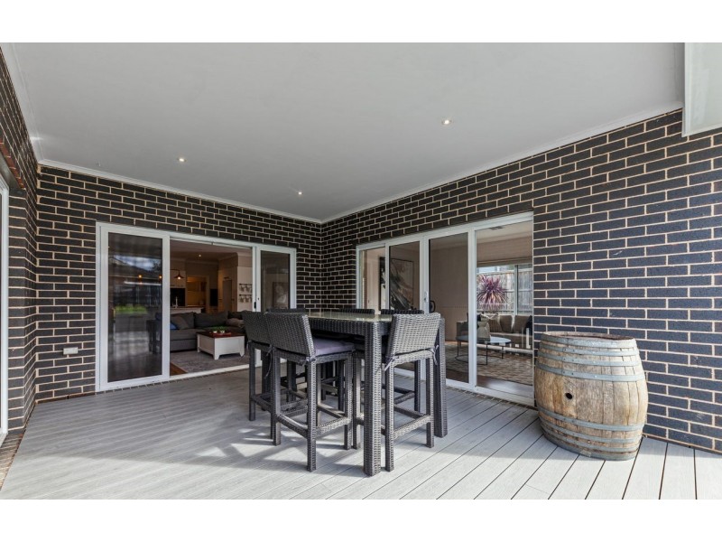 65 Thwaites Road, Pakenham VIC 3810