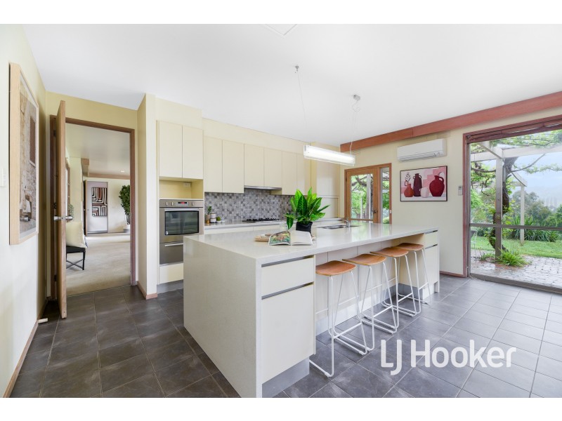 82 Beaumont Road, Berwick VIC 3806