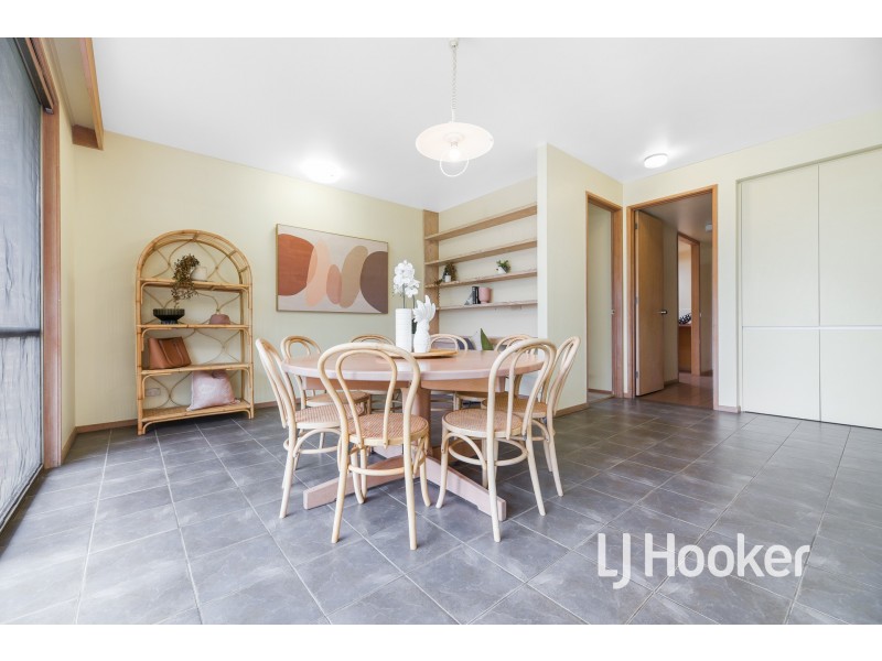 82 Beaumont Road, Berwick VIC 3806