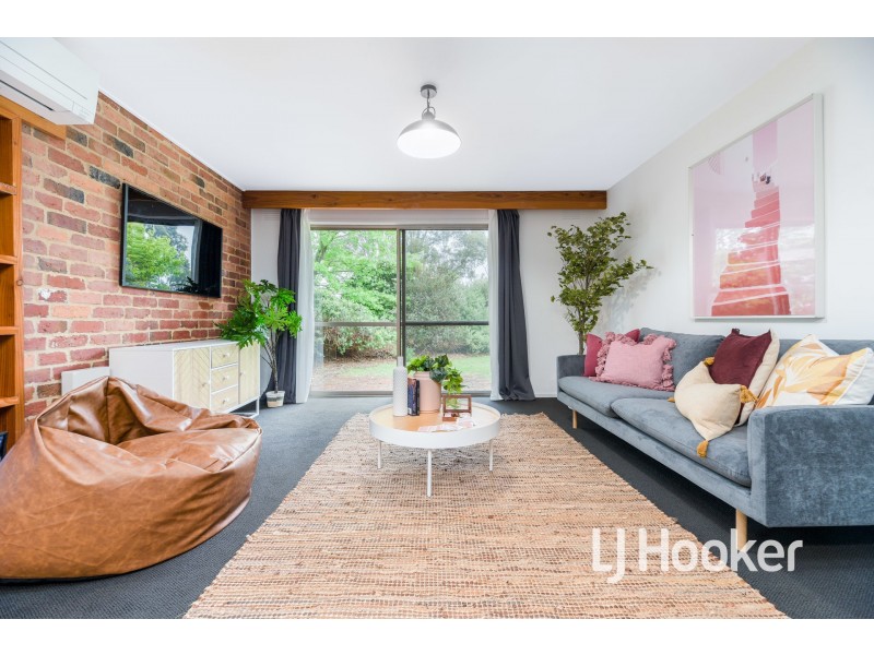 82 Beaumont Road, Berwick VIC 3806