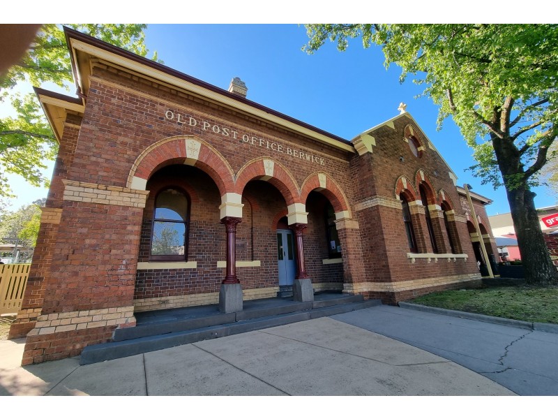 17 Pagebrook Road, Berwick VIC 3806