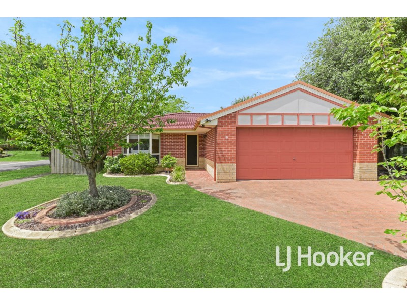10 Retreat Circuit, Beaconsfield VIC 3807