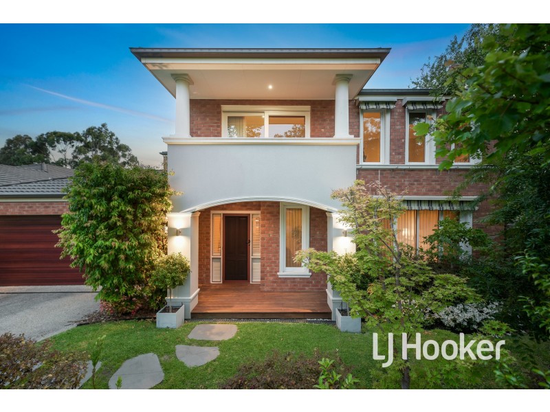 3 Whisken Way, Berwick VIC 3806