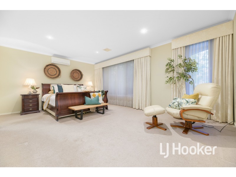 3 Whisken Way, Berwick VIC 3806