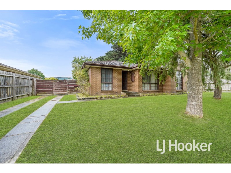 21 Bemersyde Drive, Berwick VIC 3806