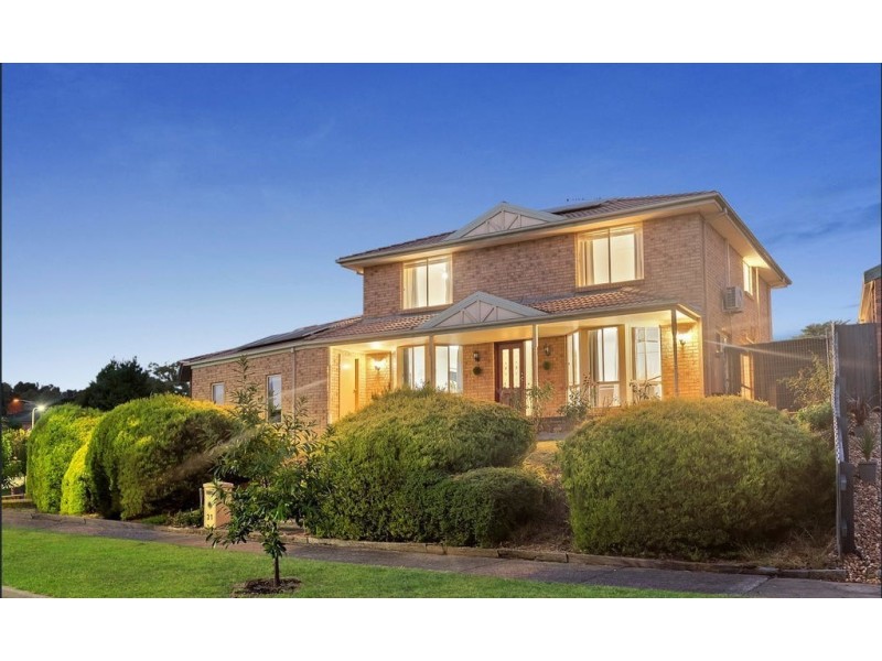 31 Lawrence Drive, Berwick VIC 3806