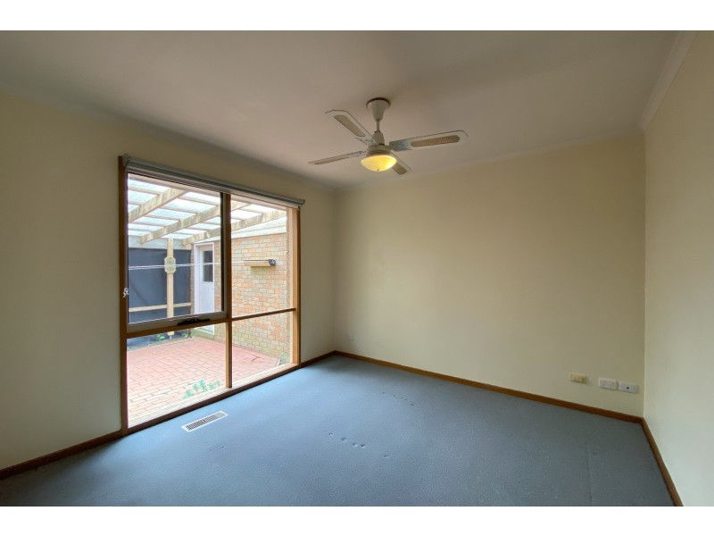 2/62 Lantana Drive, Narre Warren VIC 3805