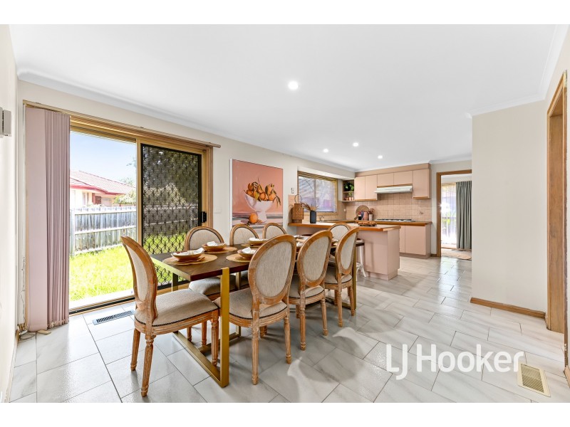 1 Howitt Court, Berwick VIC 3806