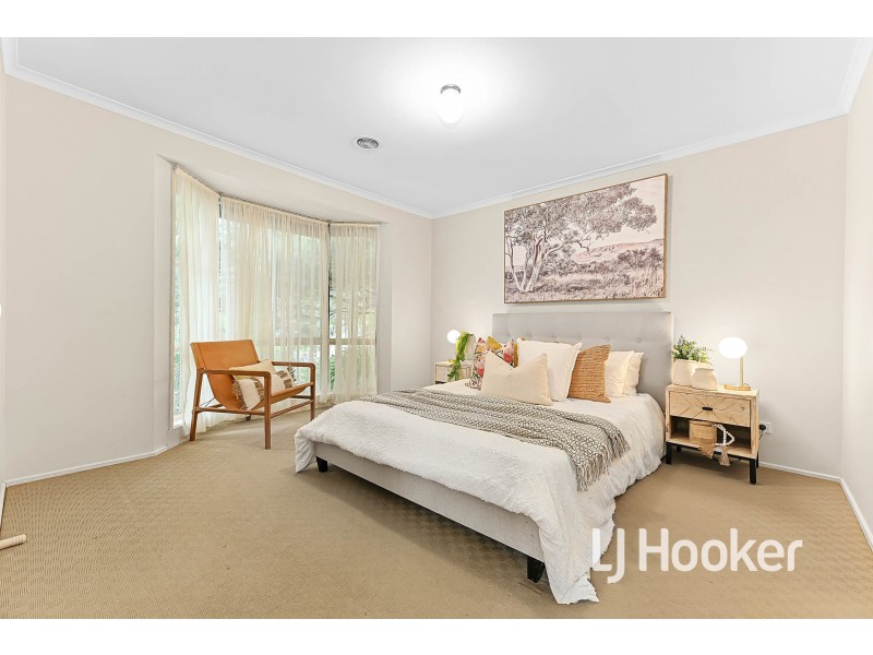 12 Tambo Way, Berwick VIC 3806