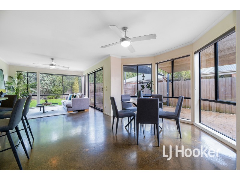 45 Grand Arch Way, Berwick VIC 3806