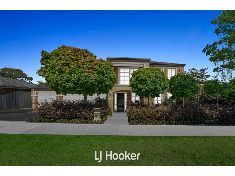 7 Whisken Way, Berwick VIC 3806