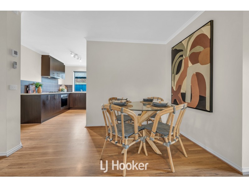 10 Radiata Circuit, Pakenham VIC 3810