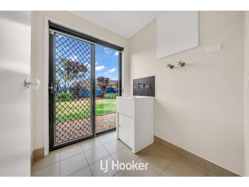 10 Radiata Circuit, Pakenham VIC 3810