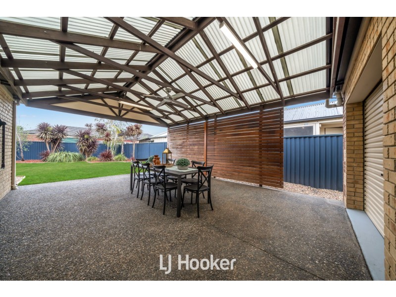 10 Radiata Circuit, Pakenham VIC 3810