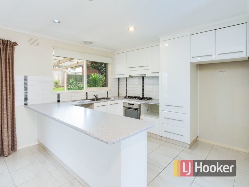 2 White Ash Court, Narre Warren VIC 3805