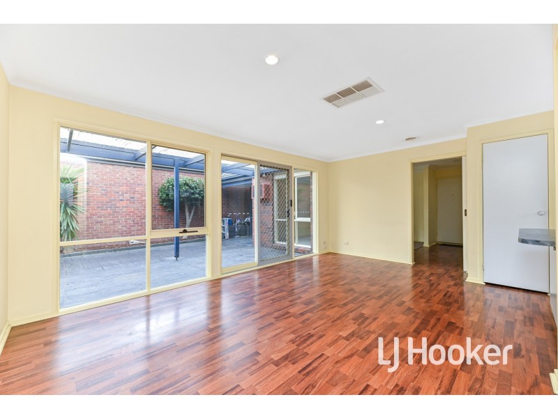 5 Oscar Court, Berwick VIC 3806