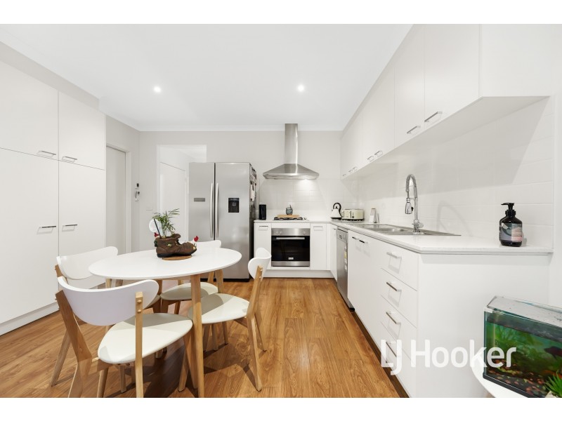 9 Eliot Avenue, Officer VIC 3809