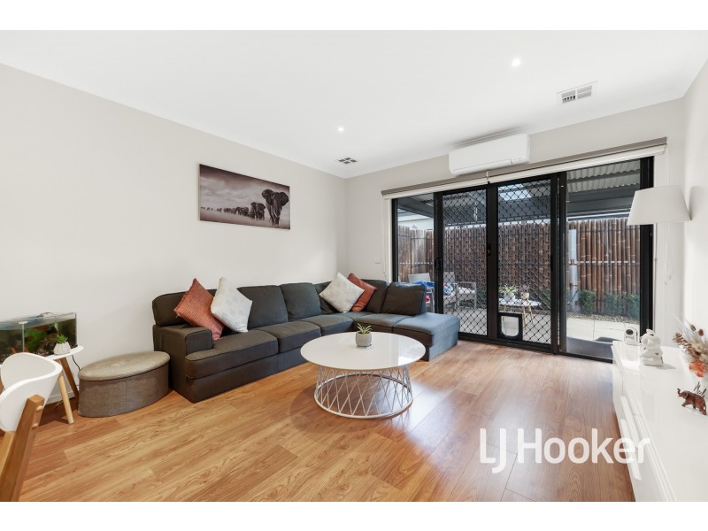 9 Eliot Avenue, Officer VIC 3809