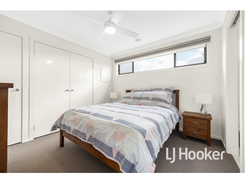 9 Eliot Avenue, Officer VIC 3809