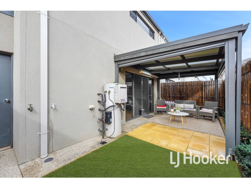 9 Eliot Avenue, Officer VIC 3809