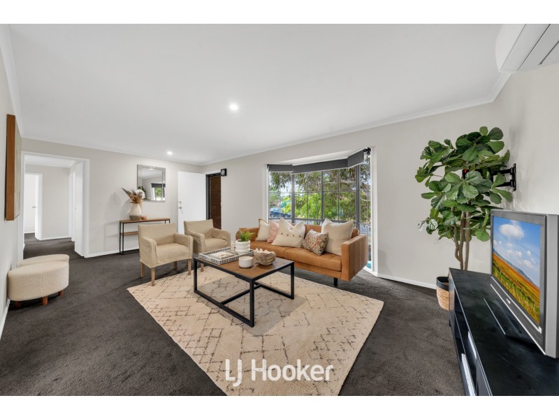 71 Amber Crescent, Narre Warren VIC 3805