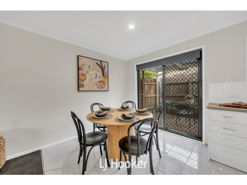 71 Amber Crescent, Narre Warren VIC 3805